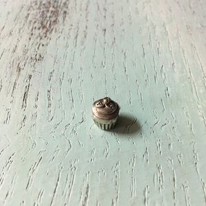 Pandora Cupcake Charm